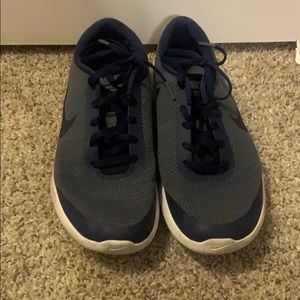Nike free runners
